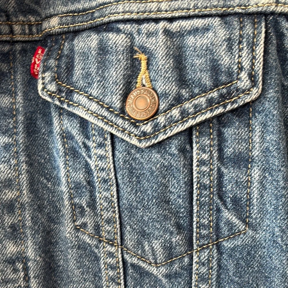 Levi's Blue Jean Jacket - Picture 3 of 4